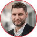 Matthias@2x